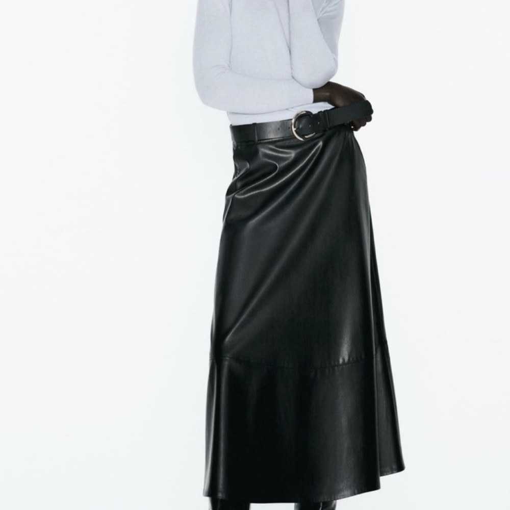 NWT - ZARA High Waisted Midi Skirt w/ Belt - Size Small